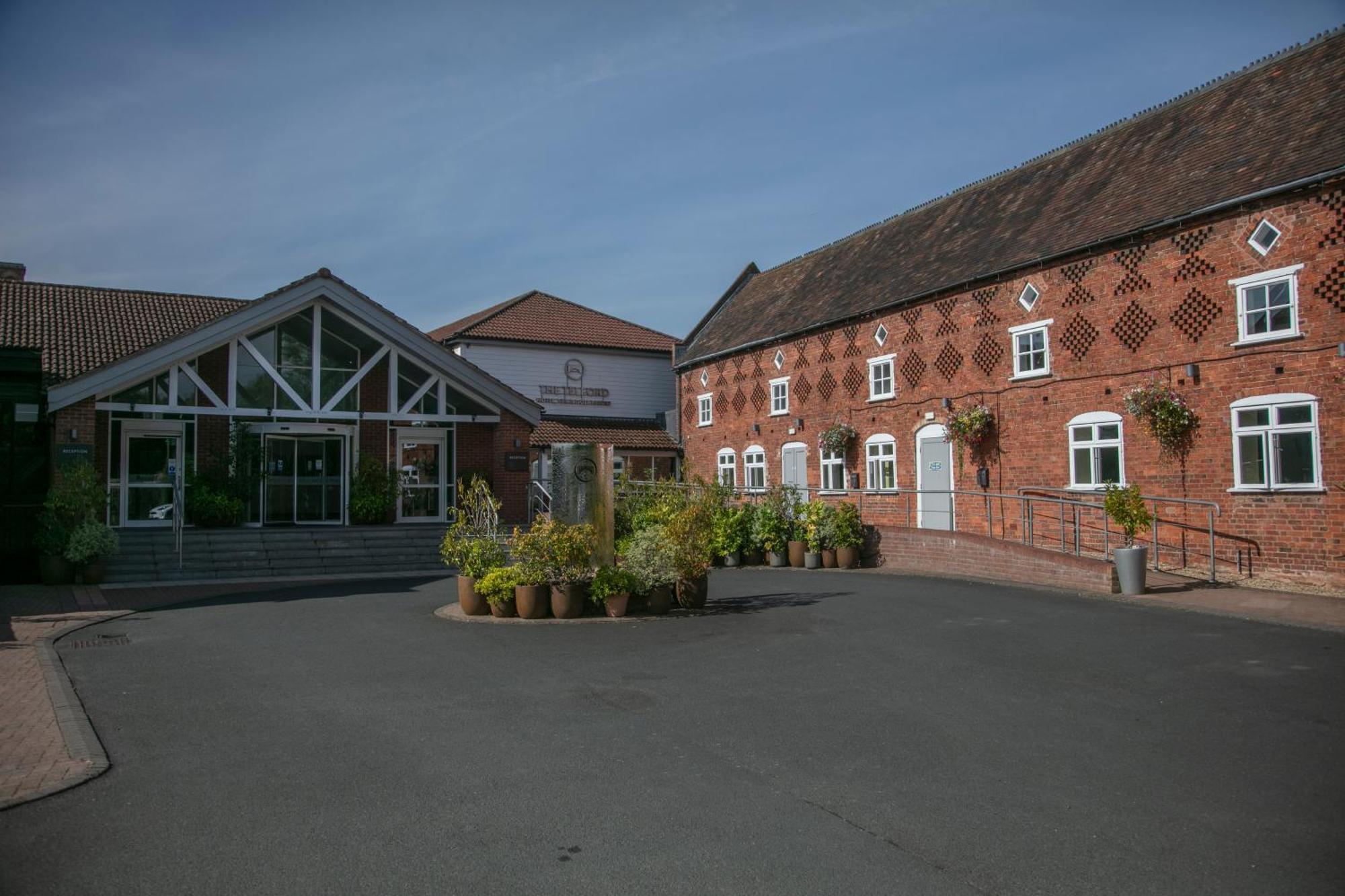 The Telford Hotel, Spa & Golf Resort Exterior photo